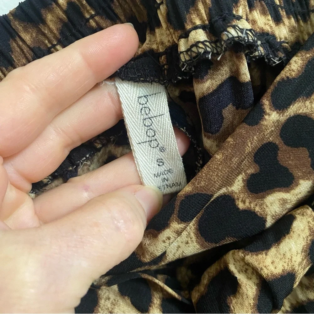 BeBop Leopard Print Women's Skorts - Picture 4 of 6